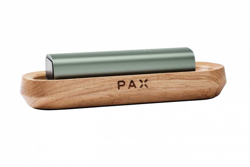 PAX - dřevěná nabíjecí stanice